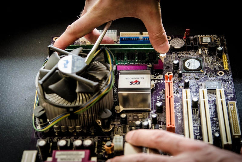 Organizational Transformation for efficient IT Services and increased Profitability